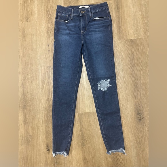 Levi's Denim - Women’s Levi’s 720 High-Rise Super skinny distressed jeans